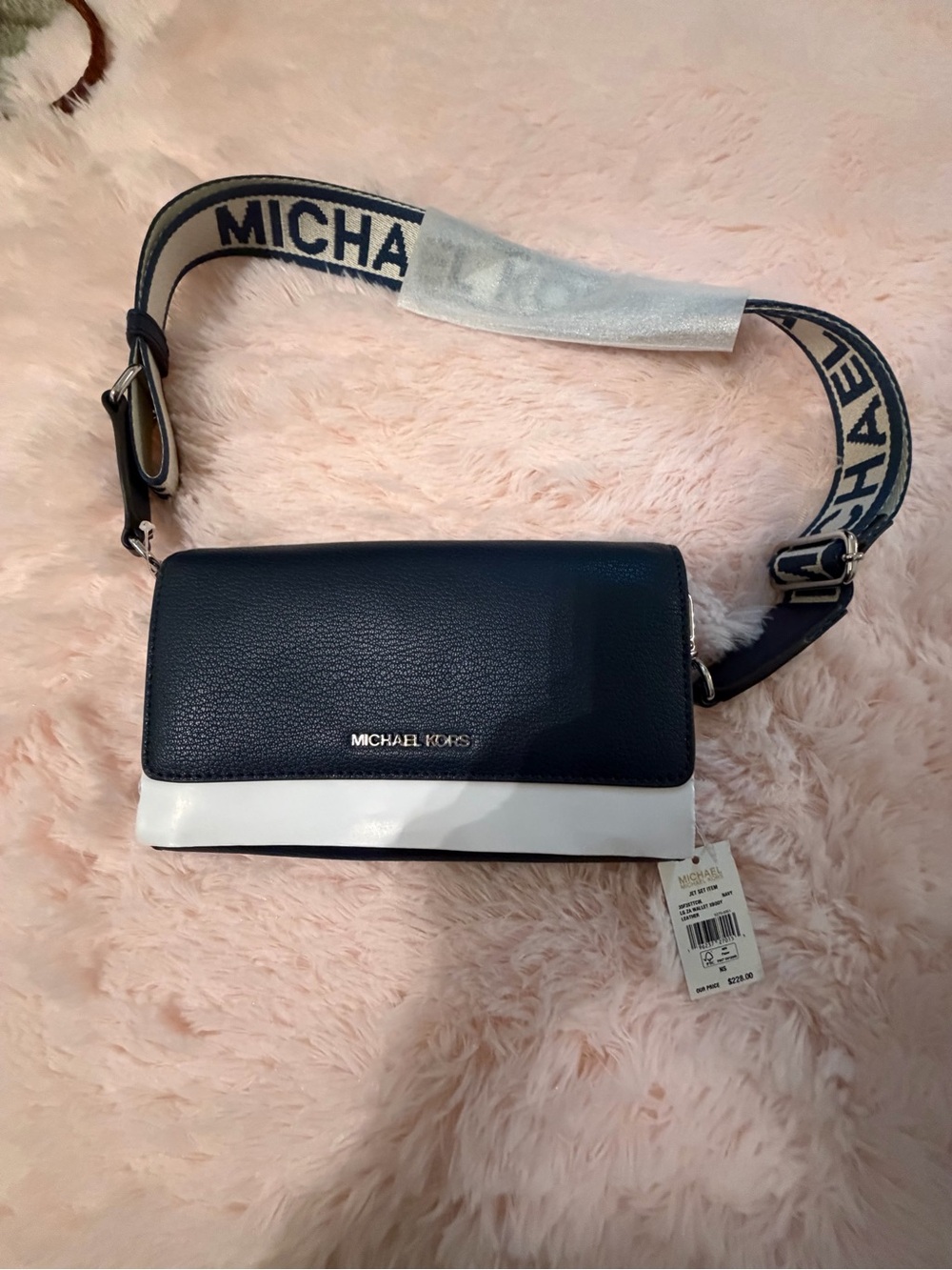 ⚡️Michael Kors Navy and White Crossbody Bag with Logo Strap